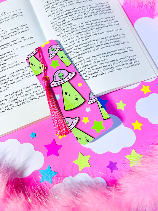 Out of this World, UFO Bookmark